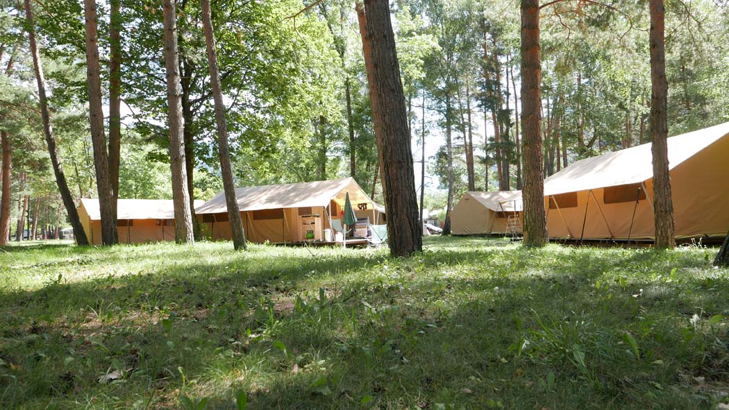 HUTTOPIA Bourg-St-Maurice - French Campsites