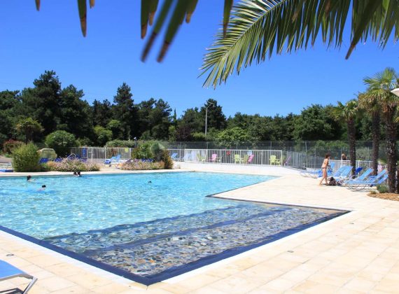 ARS-EN-RE Le Cormoran - French Campsites